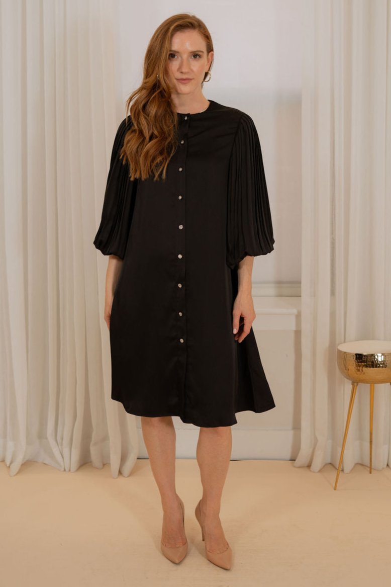 A-line satin dress pleated sleeves