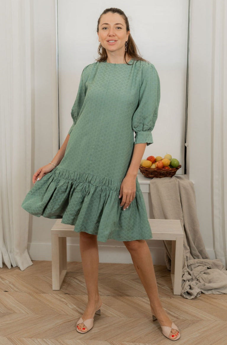 Texture gathered bottom dress