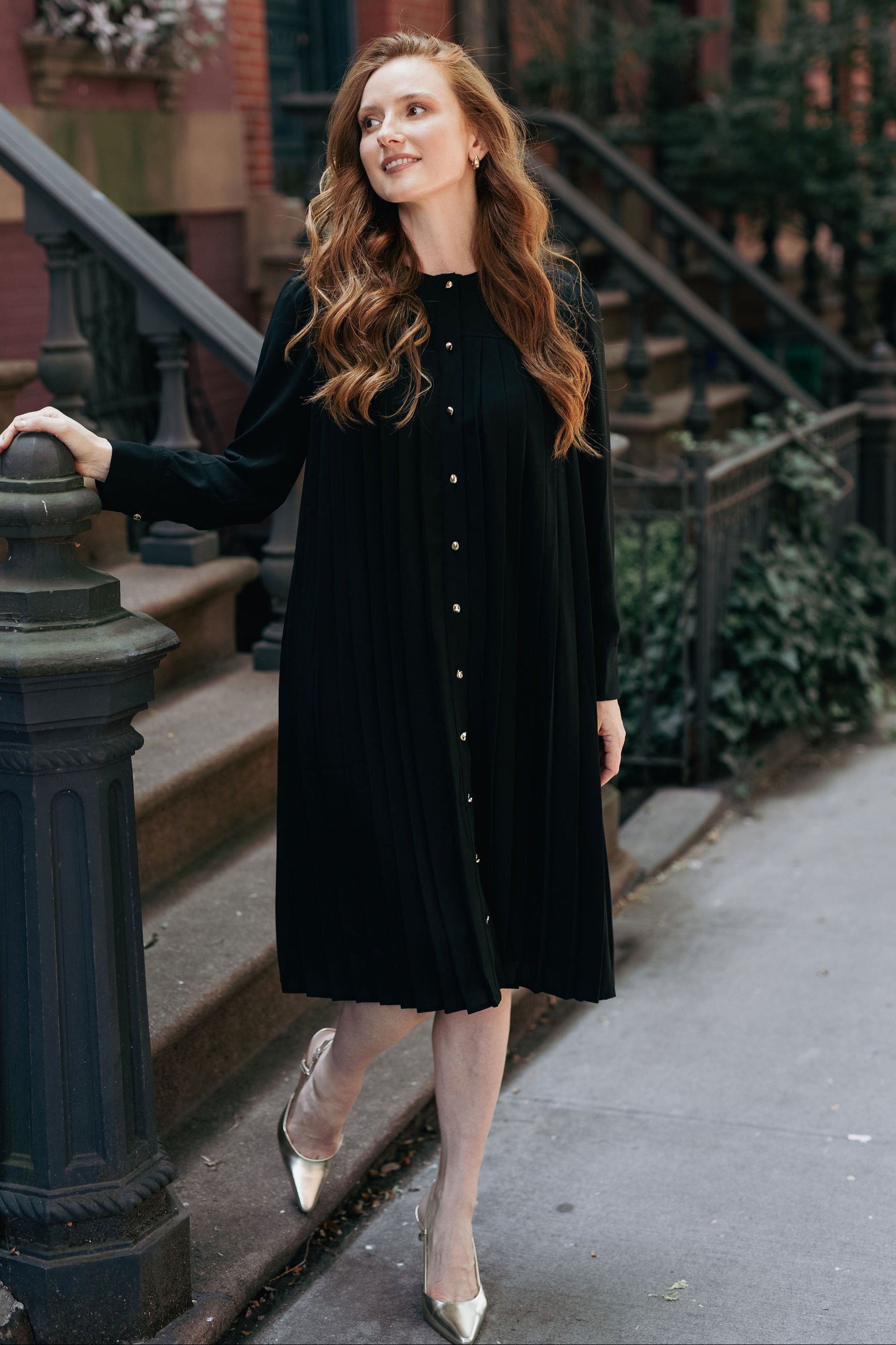 Pleated button-down dress - Black
