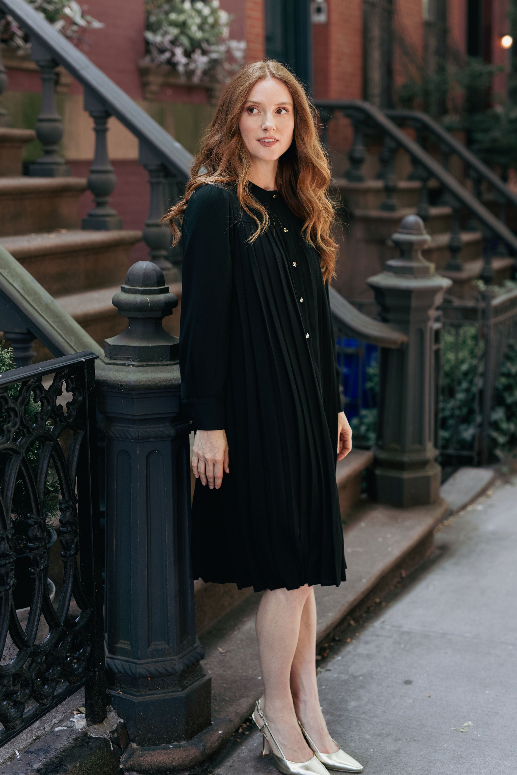 Pleated button-down dress - Black