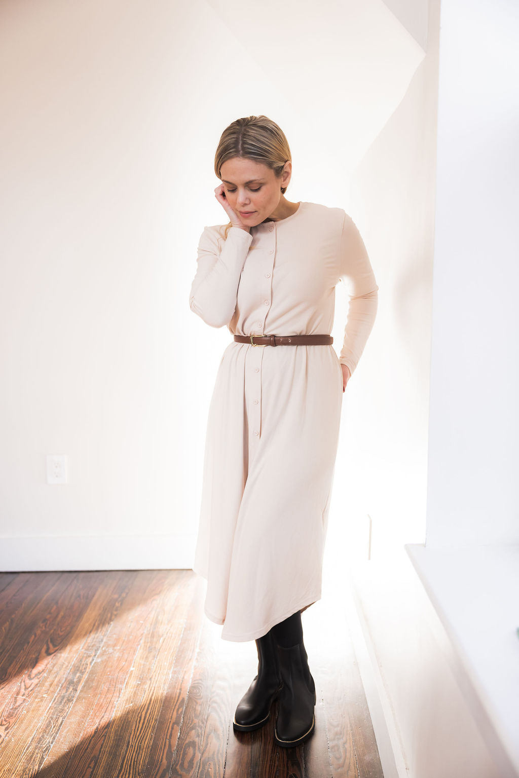 Button down rounded hem basic dress - Cream