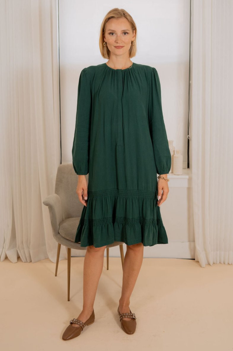 Two layers drop smock Crepe dress